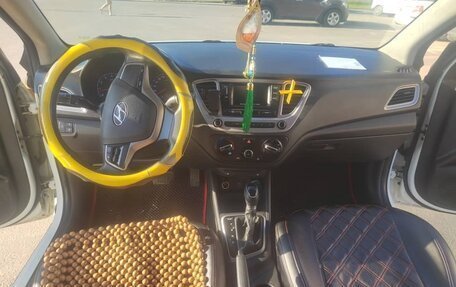 Hyundai Solaris II рестайлинг, 2019 год, 720 000 рублей, 3 фотография