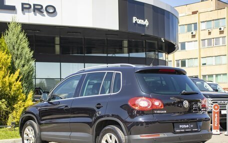 Volkswagen Tiguan I, 2011 год, 935 000 рублей, 7 фотография