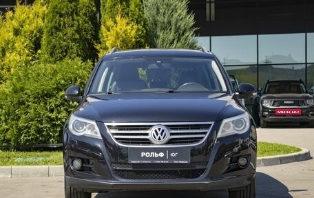 Volkswagen Tiguan I, 2011 год, 935 000 рублей, 2 фотография