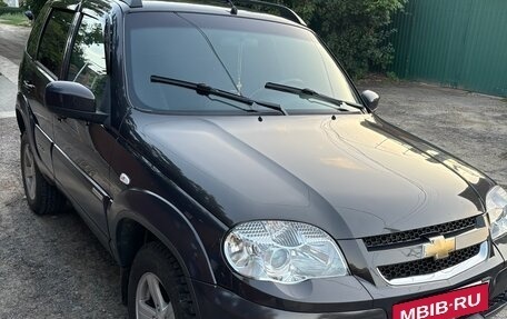 Chevrolet Niva I рестайлинг, 2014 год, 710 000 рублей, 2 фотография