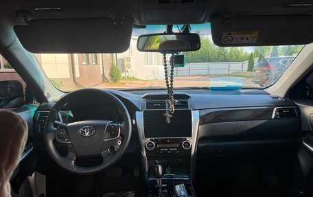 Toyota Camry, 2014 год, 1 980 000 рублей, 6 фотография