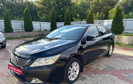 Toyota Camry, 2014 год, 1 980 000 рублей, 4 фотография