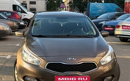 KIA cee'd III, 2015 год, 1 230 000 рублей, 1 фотография