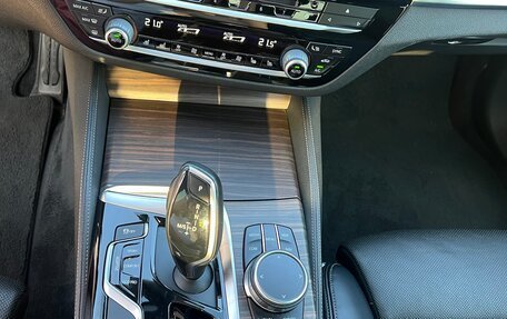 BMW 5 серия, 2018 год, 5 100 000 рублей, 19 фотография