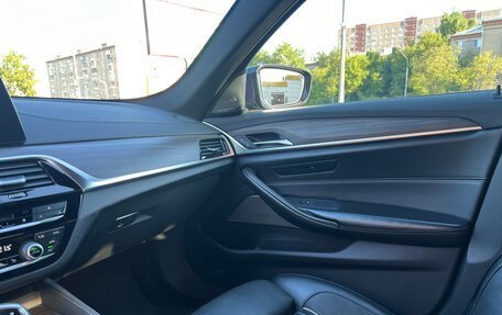 BMW 5 серия, 2018 год, 5 100 000 рублей, 20 фотография
