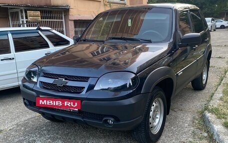 Chevrolet Niva I рестайлинг, 2011 год, 640 000 рублей, 3 фотография