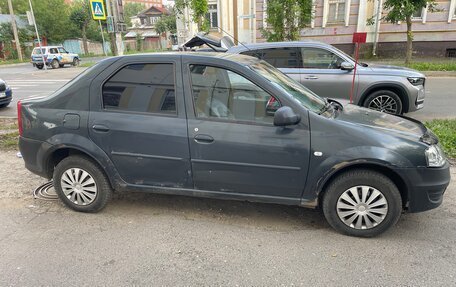Renault Logan I, 2010 год, 280 000 рублей, 3 фотография
