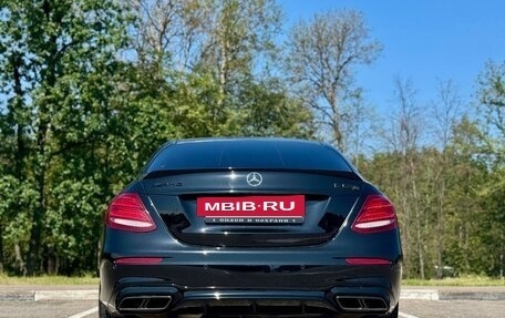 Mercedes-Benz E-Класс AMG, 2018 год, 7 500 000 рублей, 5 фотография