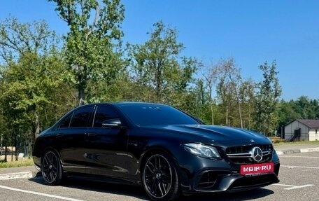 Mercedes-Benz E-Класс AMG, 2018 год, 7 500 000 рублей, 3 фотография