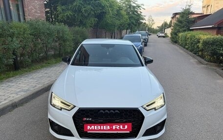 Audi A4, 2019 год, 2 660 000 рублей, 8 фотография