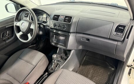 Skoda Fabia II, 2013 год, 899 800 рублей, 3 фотография