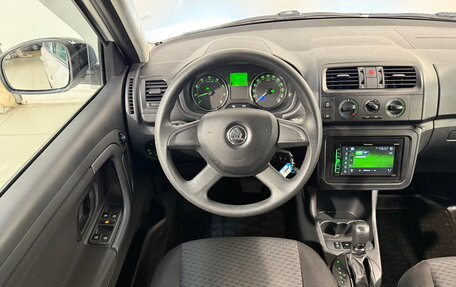 Skoda Fabia II, 2013 год, 899 800 рублей, 10 фотография