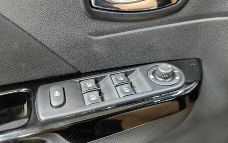 Renault Kaptur I рестайлинг, 2016 год, 1 249 000 рублей, 24 фотография