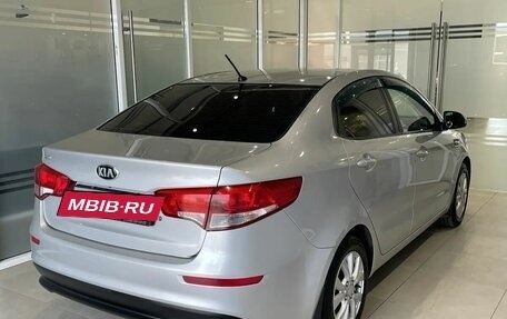 KIA Rio III рестайлинг, 2015 год, 777 000 рублей, 4 фотография