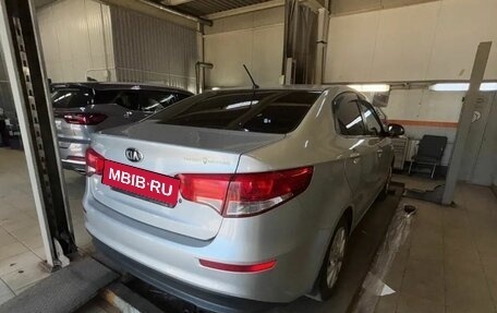KIA Rio III рестайлинг, 2015 год, 777 000 рублей, 19 фотография
