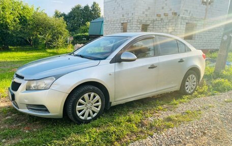 Chevrolet Cruze II, 2010 год, 450 000 рублей, 4 фотография