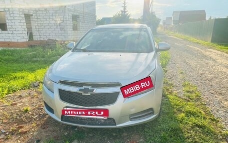 Chevrolet Cruze II, 2010 год, 450 000 рублей, 11 фотография