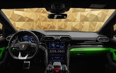 Lamborghini Urus I, 2023 год, 31 990 500 рублей, 8 фотография