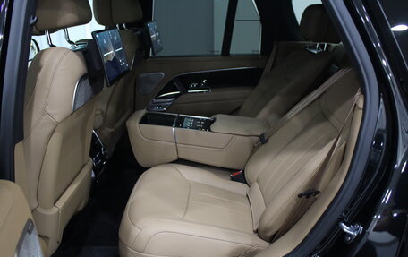 Land Rover Range Rover IV рестайлинг, 2025 год, 23 750 000 рублей, 25 фотография