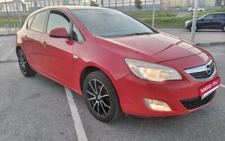 Opel Astra J, 2012 год, 750 000 рублей, 2 фотография