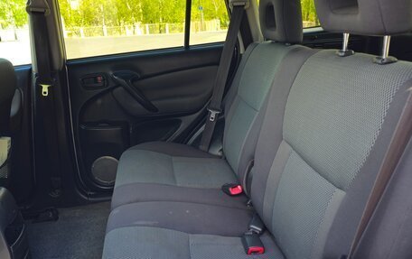 Toyota RAV4, 2004 год, 690 000 рублей, 19 фотография