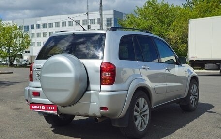 Toyota RAV4, 2004 год, 690 000 рублей, 16 фотография