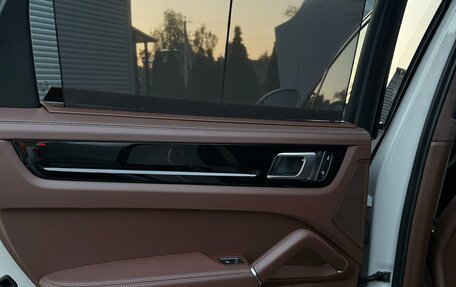 Porsche Cayenne III, 2022 год, 13 000 000 рублей, 5 фотография