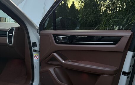 Porsche Cayenne III, 2022 год, 13 000 000 рублей, 6 фотография