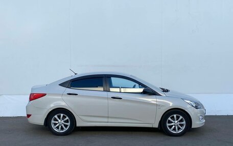Hyundai Solaris II рестайлинг, 2014 год, 955 000 рублей, 5 фотография