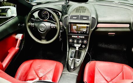 Mercedes-Benz SLK-Класс, 2004 год, 1 800 000 рублей, 13 фотография