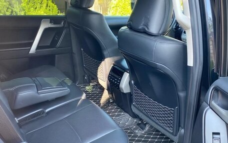 Toyota Land Cruiser Prado 150 рестайлинг 2, 2019 год, 4 800 000 рублей, 9 фотография