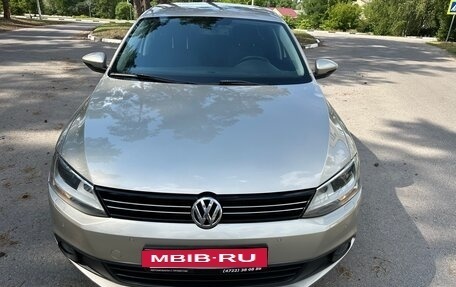 Volkswagen Jetta VI, 2012 год, 999 999 рублей, 6 фотография