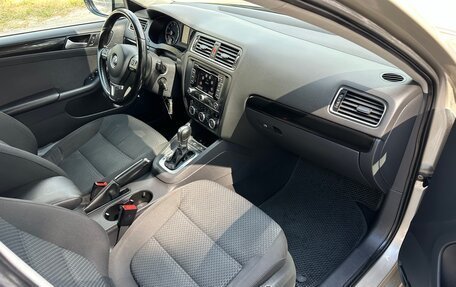 Volkswagen Jetta VI, 2012 год, 999 999 рублей, 20 фотография