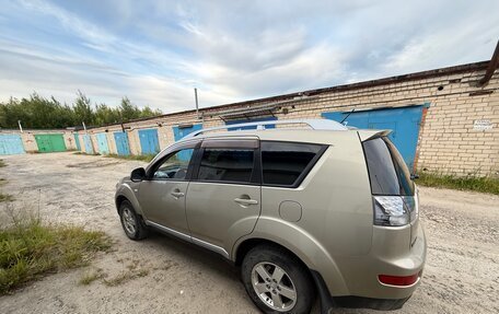 Mitsubishi Outlander III рестайлинг 3, 2007 год, 1 170 000 рублей, 4 фотография