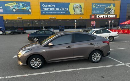 Hyundai Solaris II рестайлинг, 2021 год, 1 400 000 рублей, 2 фотография