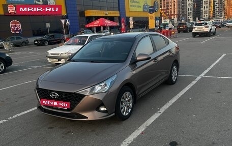 Hyundai Solaris II рестайлинг, 2021 год, 1 400 000 рублей, 3 фотография