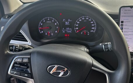 Hyundai Solaris II рестайлинг, 2021 год, 1 400 000 рублей, 15 фотография
