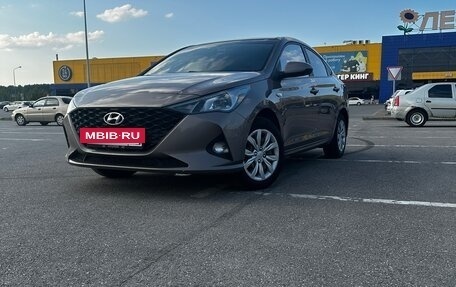 Hyundai Solaris II рестайлинг, 2021 год, 1 400 000 рублей, 11 фотография