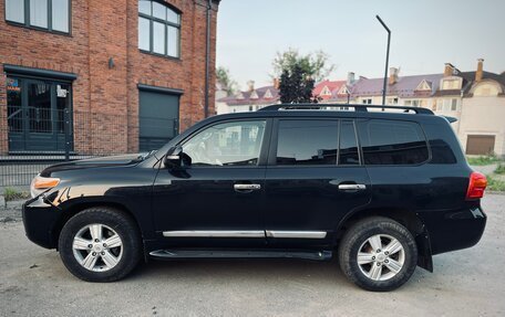 Toyota Land Cruiser 200, 2013 год, 4 000 000 рублей, 3 фотография