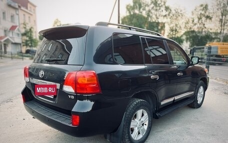 Toyota Land Cruiser 200, 2013 год, 4 000 000 рублей, 4 фотография