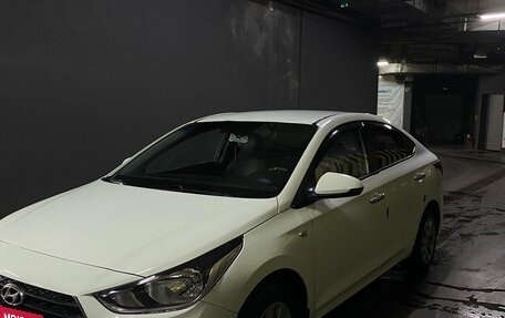 Hyundai Solaris II рестайлинг, 2017 год, 780 000 рублей, 7 фотография
