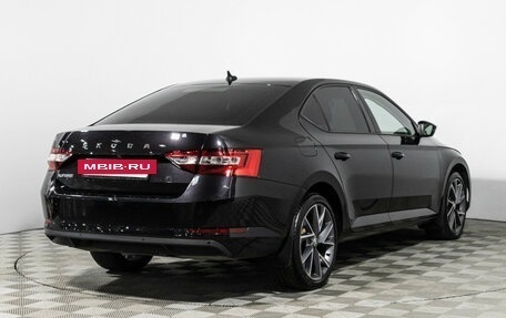 Skoda Superb III рестайлинг, 2020 год, 2 380 000 рублей, 5 фотография