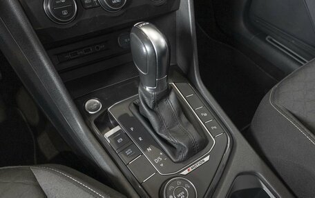 Volkswagen Tiguan II, 2019 год, 2 495 200 рублей, 5 фотография