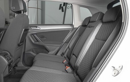 Volkswagen Tiguan II, 2019 год, 2 495 200 рублей, 12 фотография