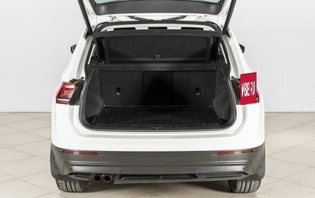 Volkswagen Tiguan II, 2019 год, 2 495 200 рублей, 10 фотография