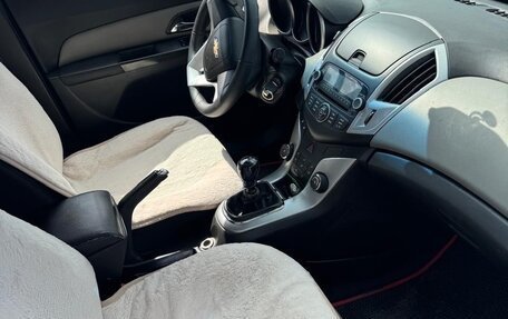 Chevrolet Cruze II, 2013 год, 599 000 рублей, 7 фотография