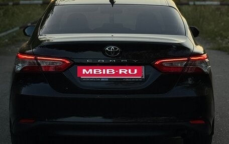 Toyota Camry, 2019 год, 1 850 000 рублей, 4 фотография