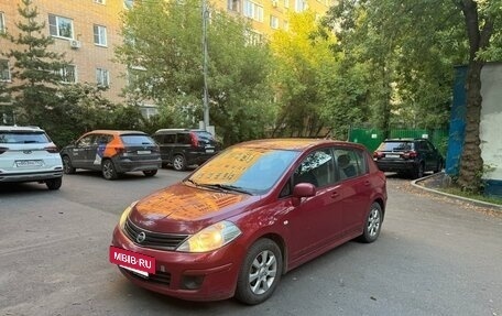 Nissan Tiida, 2010 год, 850 000 рублей, 2 фотография