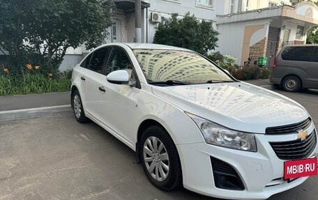 Chevrolet Cruze II, 2013 год, 720 000 рублей, 2 фотография