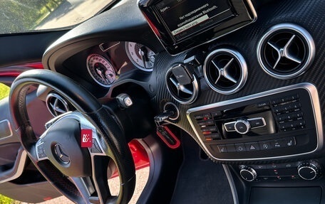 Mercedes-Benz A-Класс, 2015 год, 1 600 000 рублей, 25 фотография